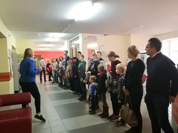 Nodarbības ģimenēm "Iepazīsti savu bibliotēku"